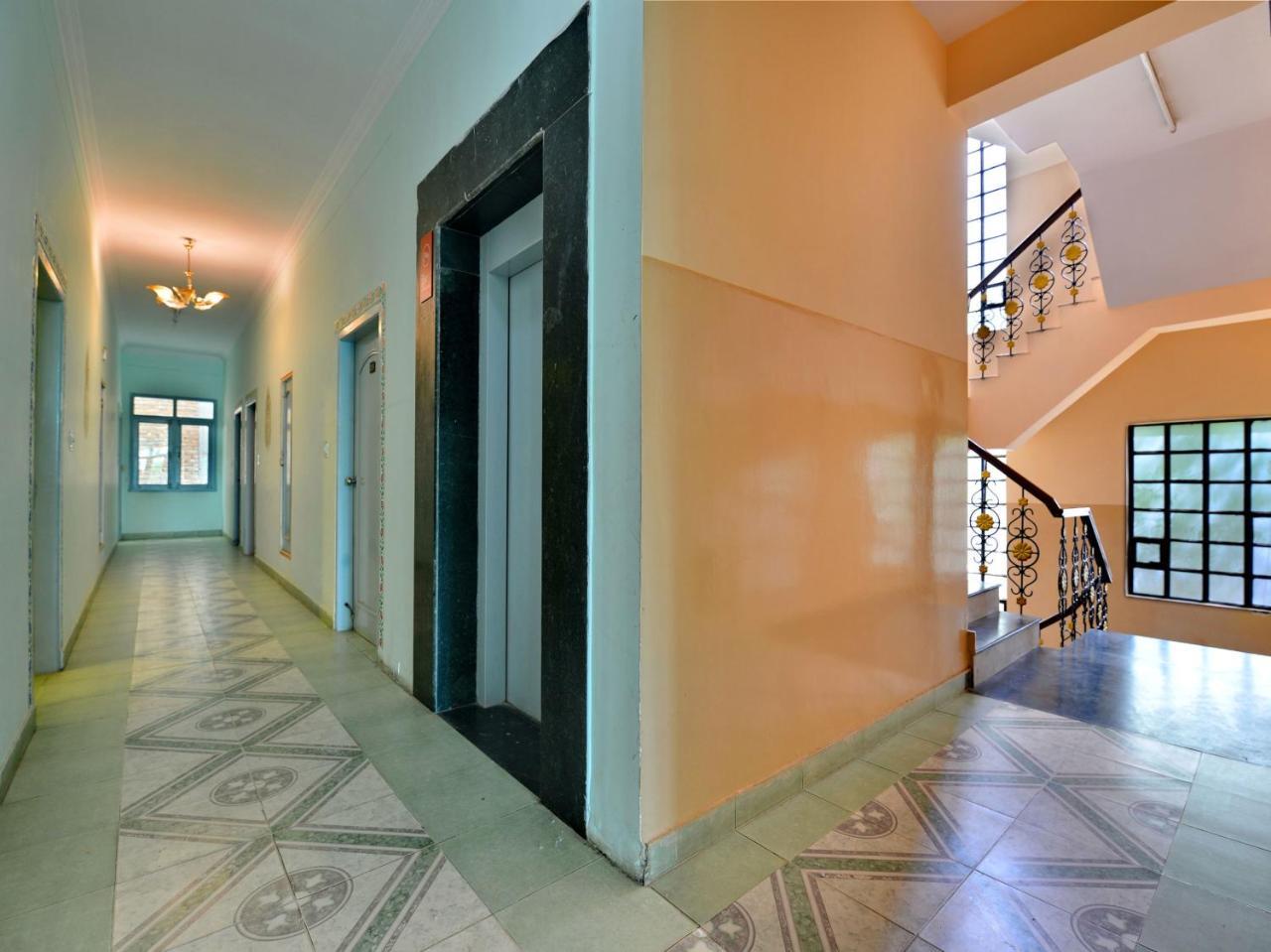 Oyo 8051 Hotel Don Jon ชัยปุระ ภายนอก รูปภาพ